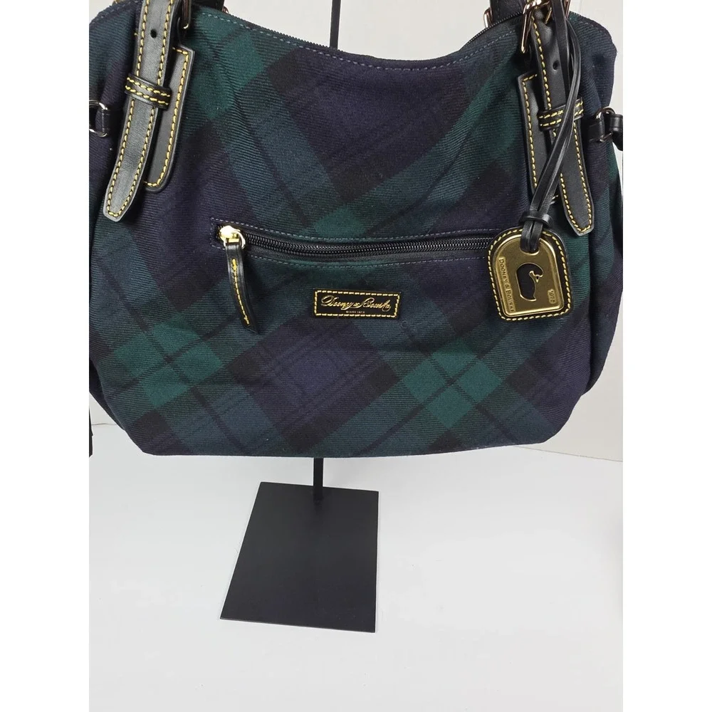 Dooney & Bourke good pre